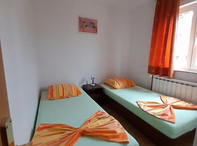 Ban Spomenka Novi Vinodolski