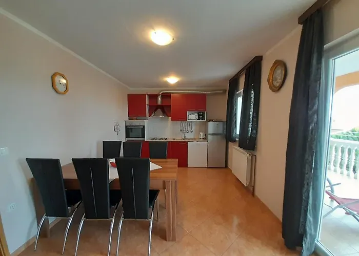 Ban Spomenka Daire Novi Vinodolski
