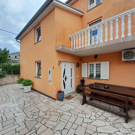 Apartment Apartman Ban Spomenka Novi Vinodolski