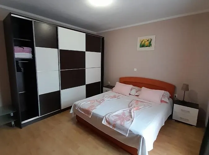 Ban Spomenka